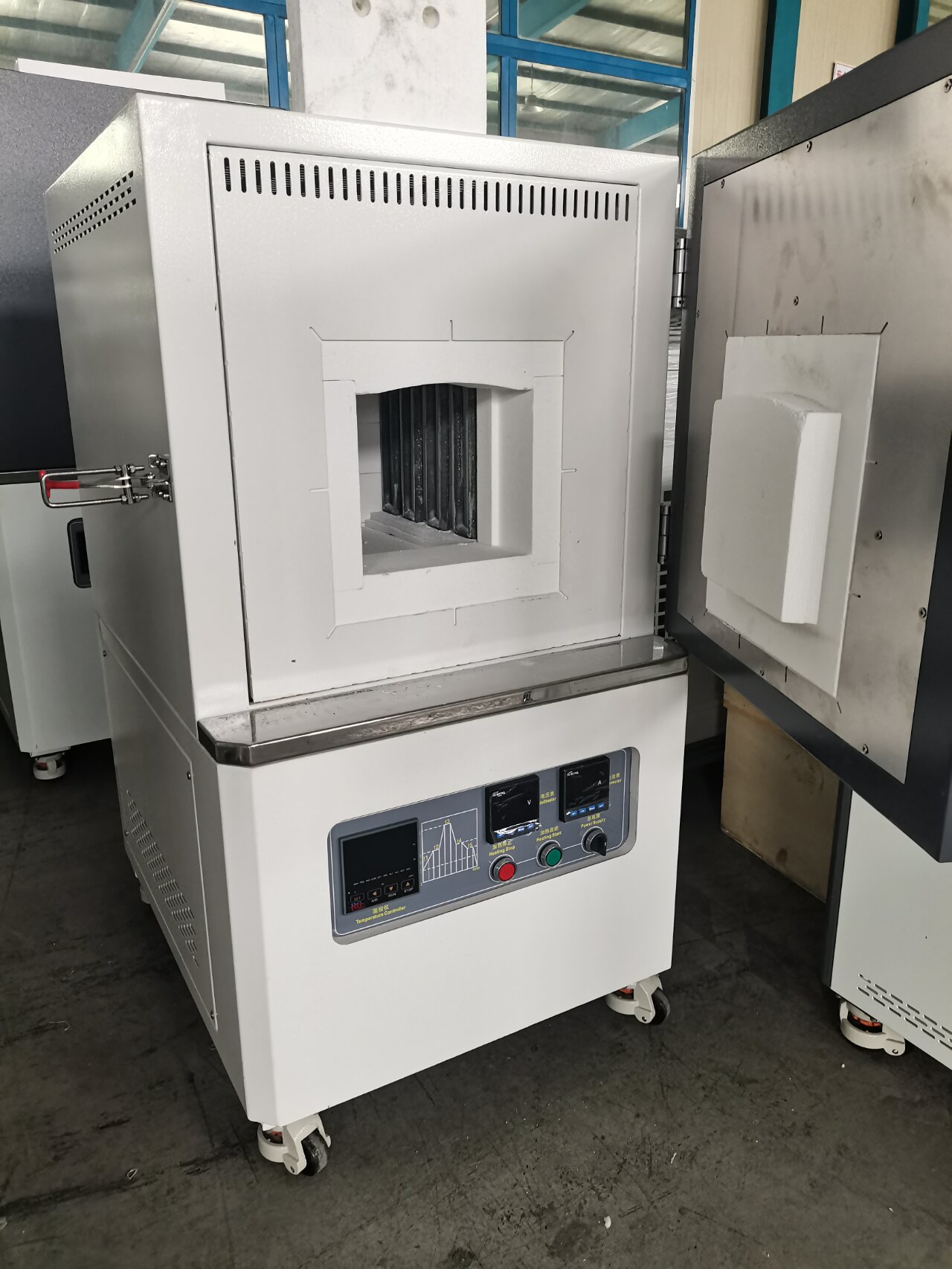 أفران صندوق Guanding الصناعي: مهندس للصناعة، بني للصناعة